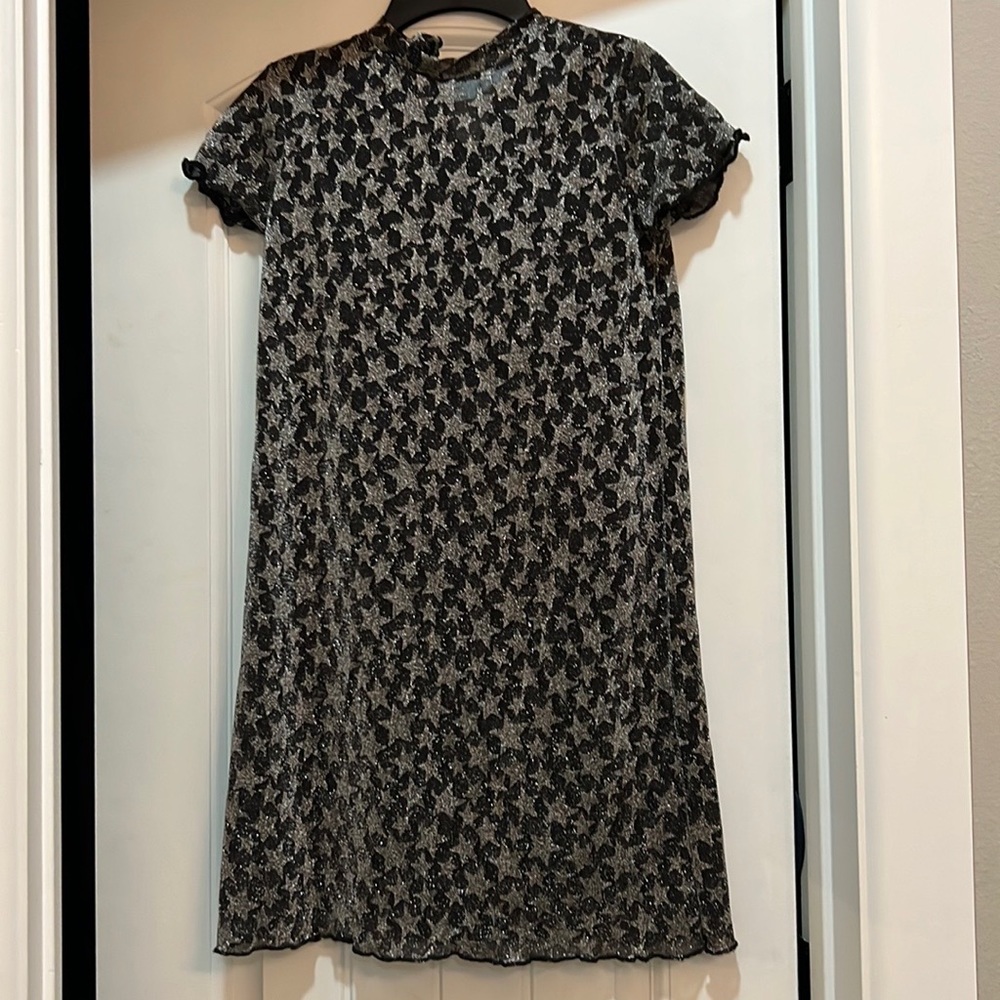 Sparkly girls dress size large EUC